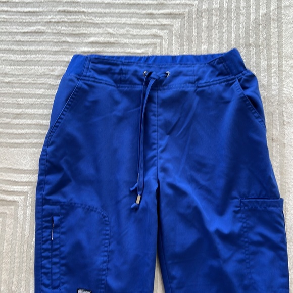 Greys Anatomy scrub pants by Barco. - Picture 2 of 11